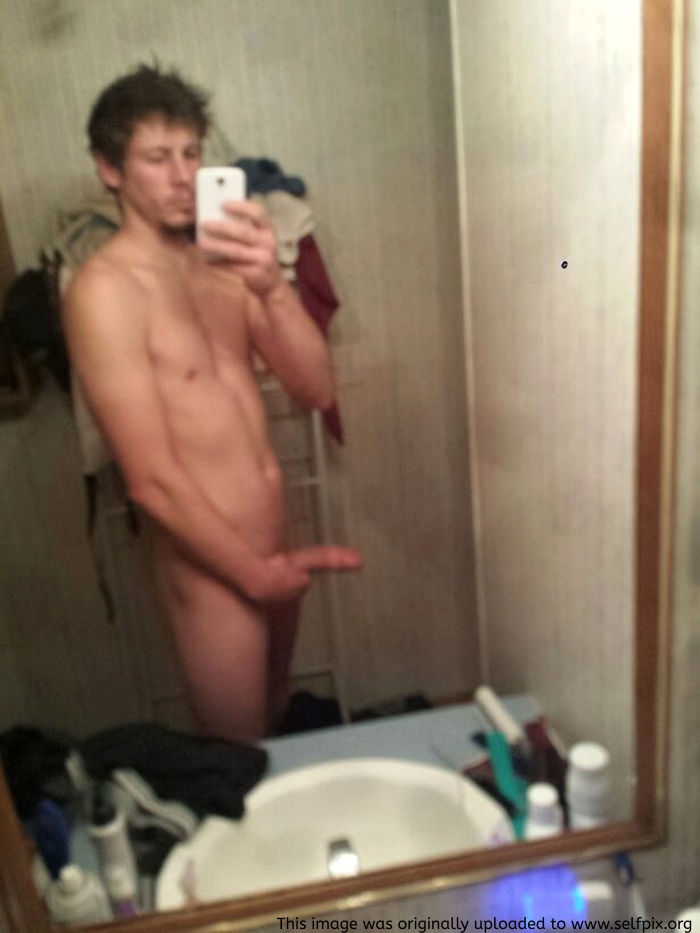 Justin: Pennsylvania Gay Pics